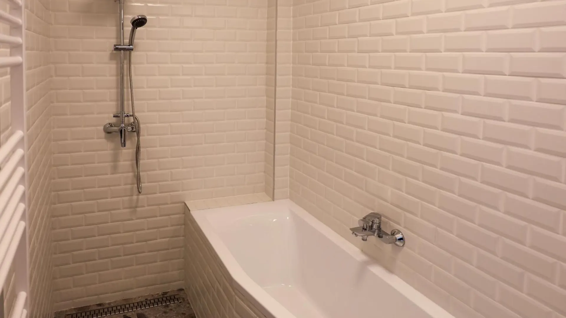 U6 City Center Apartment By The Danube Budapest